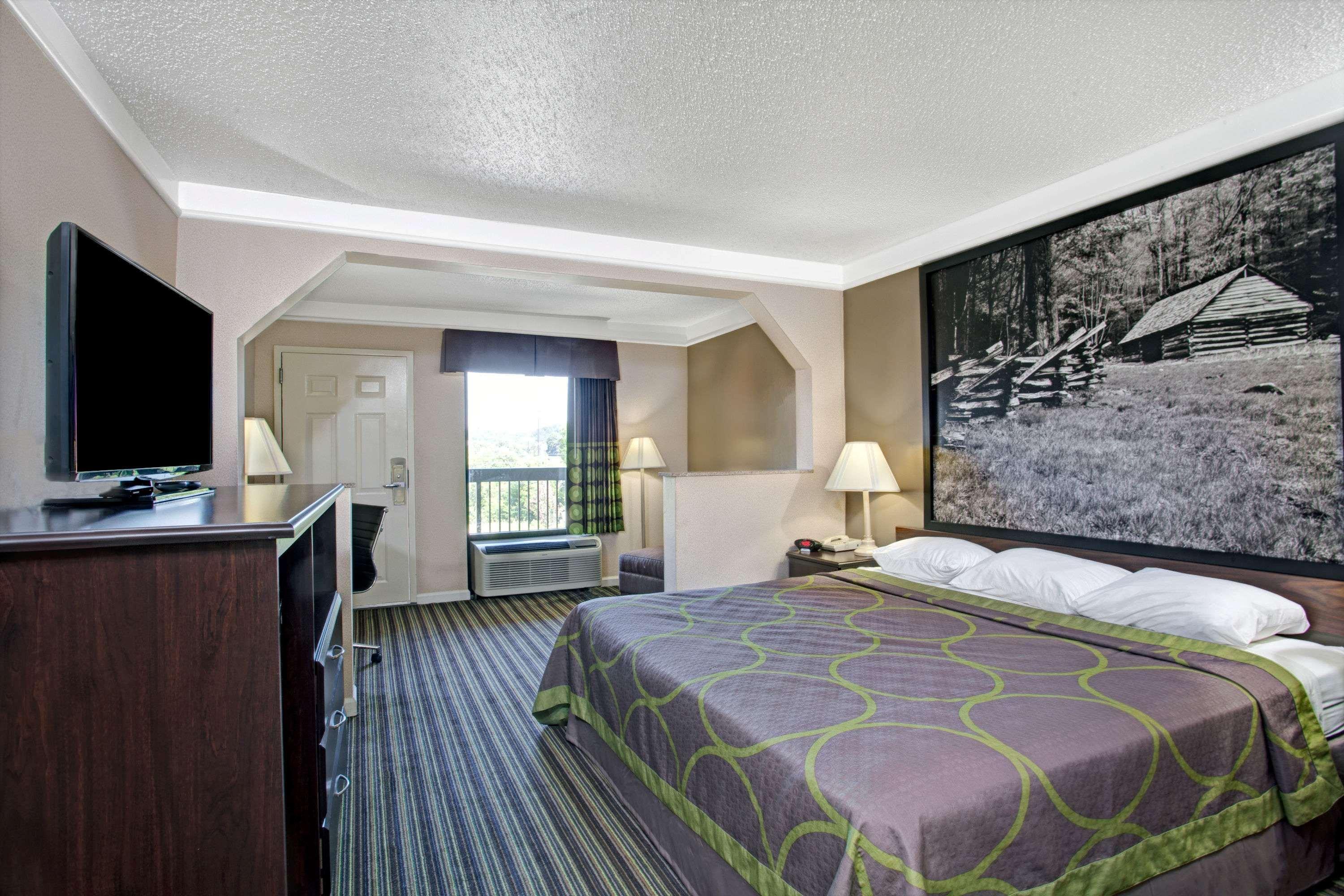 Super 8 By Wyndham Knoxville East Exteriér fotografie