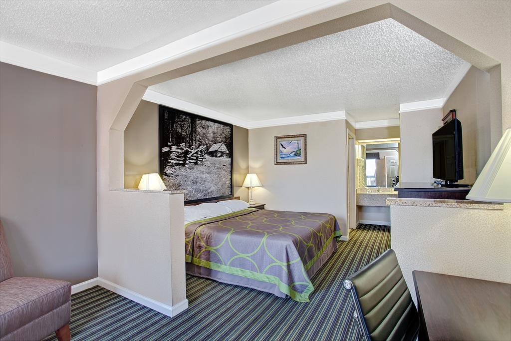 Super 8 By Wyndham Knoxville East Pokoj fotografie